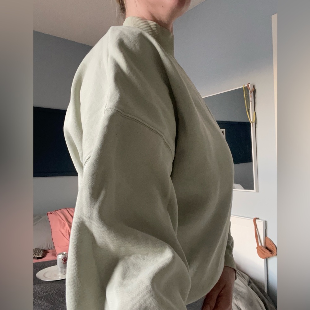 TNA Mockneck Sweatshirt